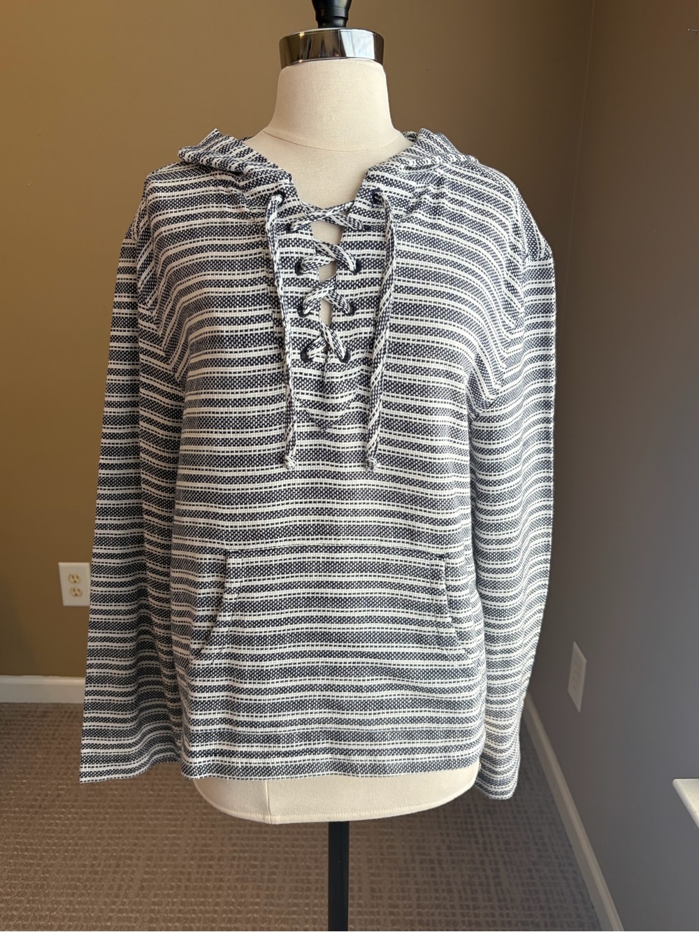 Roxy Cabo Trip Striped Lace-Up Pullover Baja Hoodie, Large, NWT, Beachy Coastal